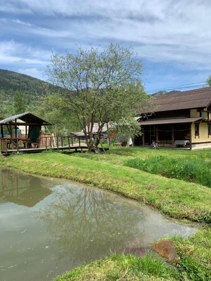 7+Я Villa Verkhovyna Ngoại thất bức ảnh